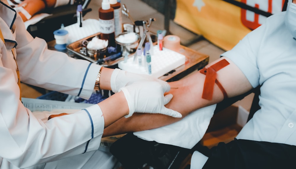 Toma de muestras en laboratorio clínico